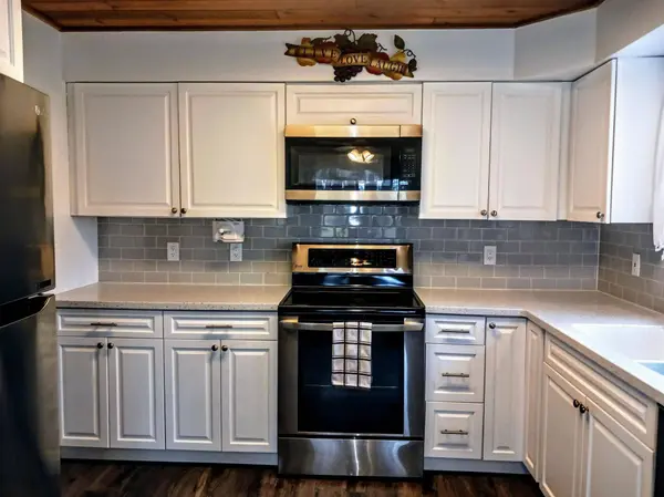 18562 Captive Lake RD, Garrison, MN 56450