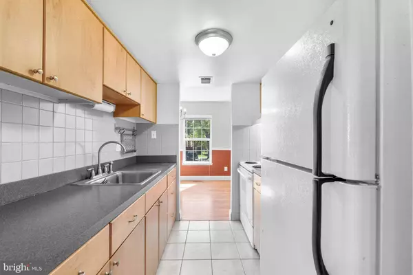 8747 HAYSHED LN #1-5, Columbia, MD 21045