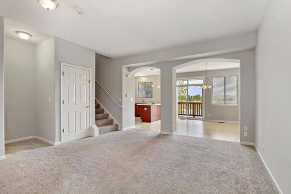 1522 W Remington LN, Round Lake, IL 60073