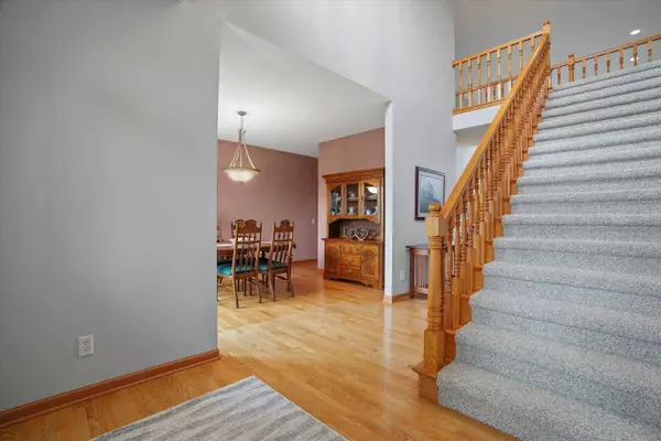 4427 Buckley Ridge Cir, Cottage Grove, WI 53527