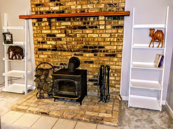 18562 Captive Lake RD, Garrison, MN 56450