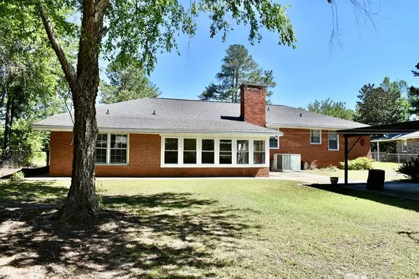 112 Lawrence St., Manning, SC 29102