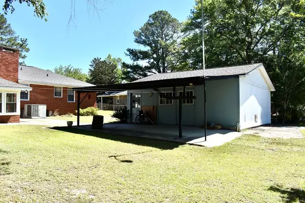 112 Lawrence St., Manning, SC 29102