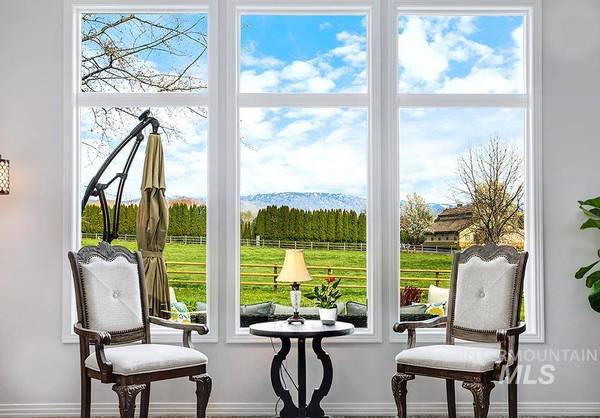 1824 E Cottontail Ct, Eagle, ID 83616