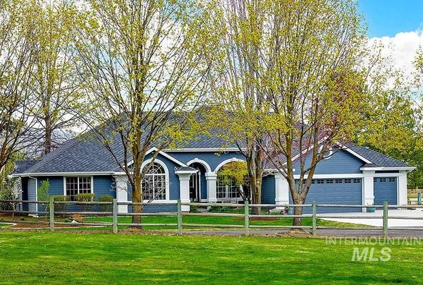 1824 E Cottontail Ct