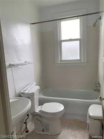 13910 LITTLEFIELD ST, Detroit, MI 48227