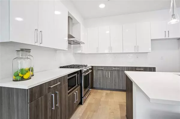 775 Juniper ST NE #418, Atlanta, GA 30308