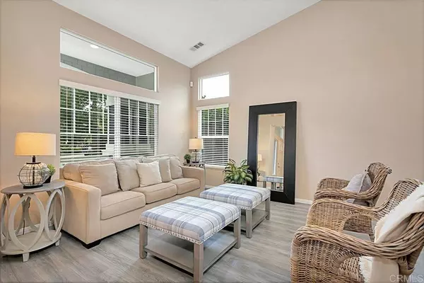 3244 Meadow Creek LN, Escondido, CA 92027