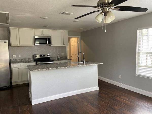 2222 Macon Street, Dallas, TX 75215