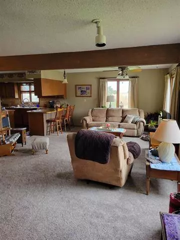 1156 Avenue X, Lorraine, KS 67459