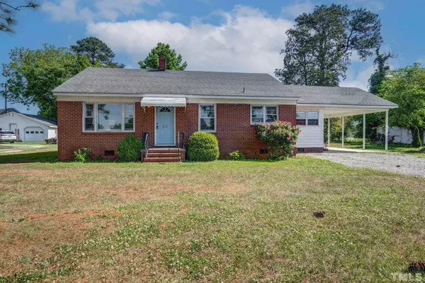 3032 Red Oak Battleboro Road, Battleboro, NC 27809-9105