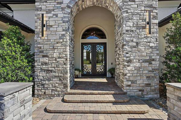 5211 DORA DR, Mount Dora, FL 32757