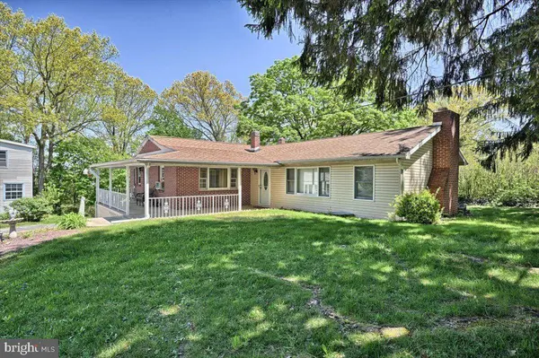 7450 CHAMBERS HILL RD, Harrisburg, PA 17111