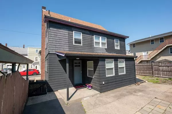 8 Hancock St, Peabody, MA 01960