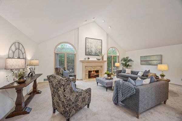 6141 Sherman CIR, Edina, MN 55436