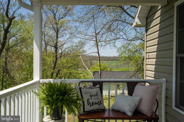 1672 APPLE PIE RIDGE RD, Winchester, VA 22603