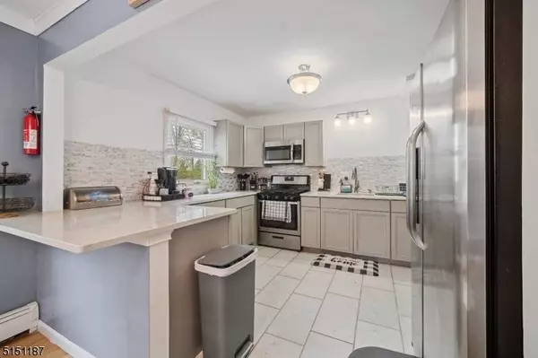 9 High Point Ter, Vernon Twp., NJ 07461