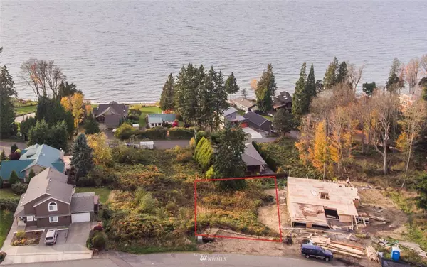 8787 Charel DR, Blaine, WA 98226