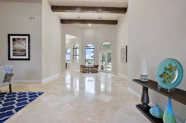 5211 DORA DR, Mount Dora, FL 32757