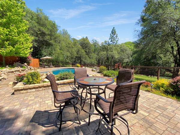 2035 Little Creek RD, Auburn, CA 95602