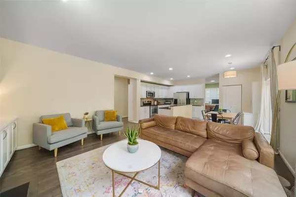 2229 166th AVE E, Lake Tapps, WA 98391