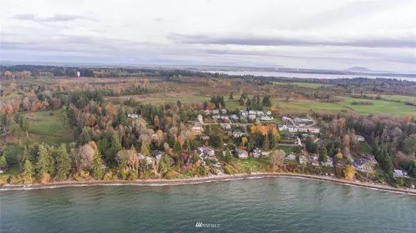 8787 Charel DR, Blaine, WA 98226