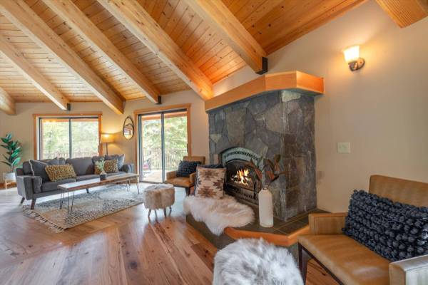 11681 Norse Avenue, Truckee, CA 96161