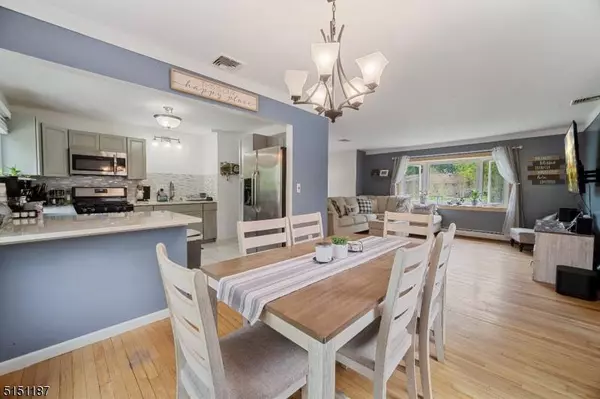 9 High Point Ter, Vernon Twp., NJ 07461