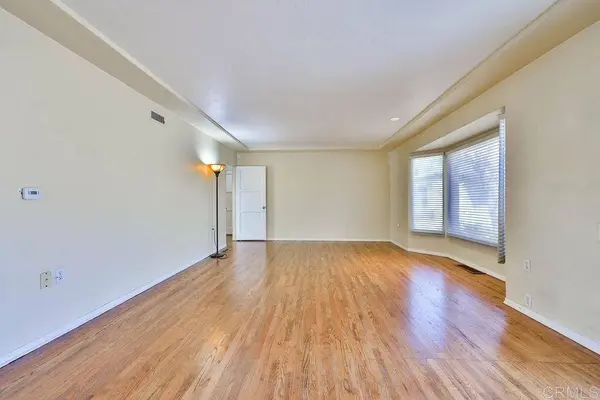 8651 Larsen Way, La Mesa, CA 91941