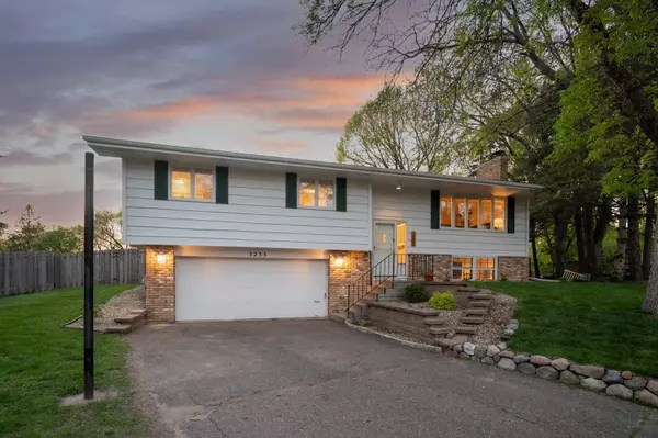 3235 Flag CT N, New Hope, MN 55427