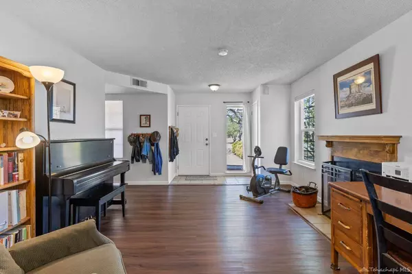 22800 Fran Drive, Tehachapi, CA 93561