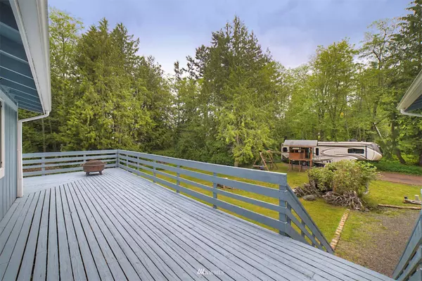 37339 Hazel PL NE, Hansville, WA 98340