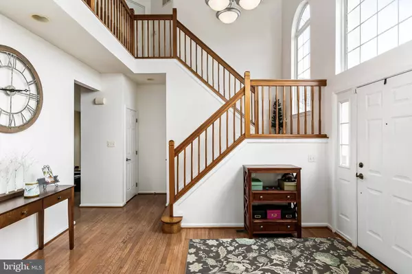 20 RED GRAVEL CIR, Sicklerville, NJ 08081