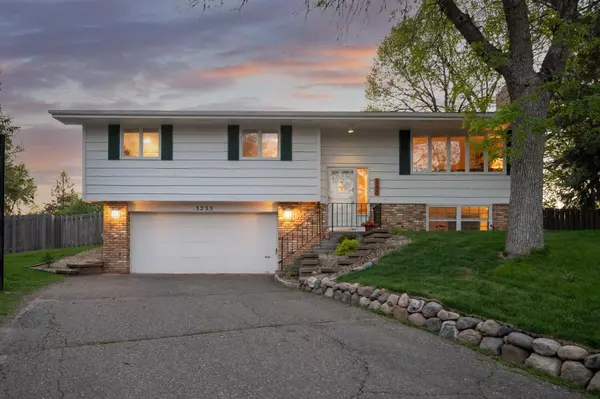 3235 Flag CT N, New Hope, MN 55427