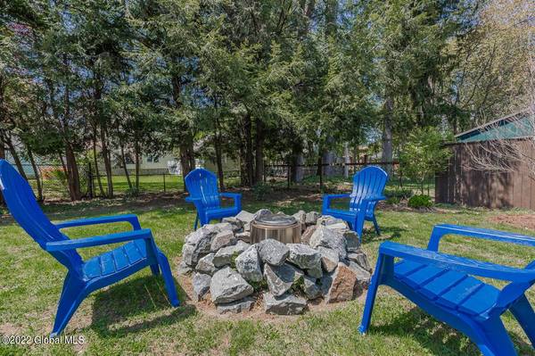 5 Judson Pkwy, Gloversville, NY 12078