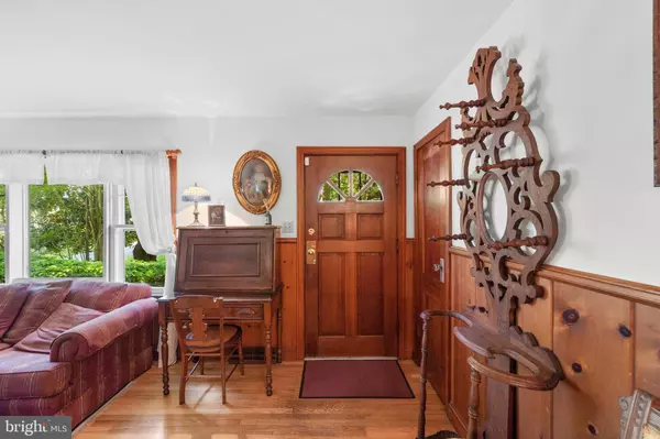 1651 LEE DR, Edgewater, MD 21037