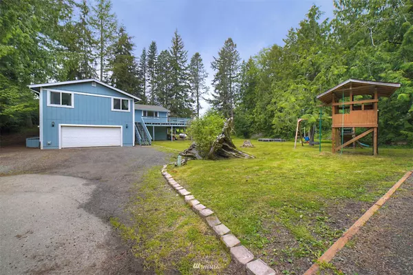 37339 Hazel PL NE, Hansville, WA 98340