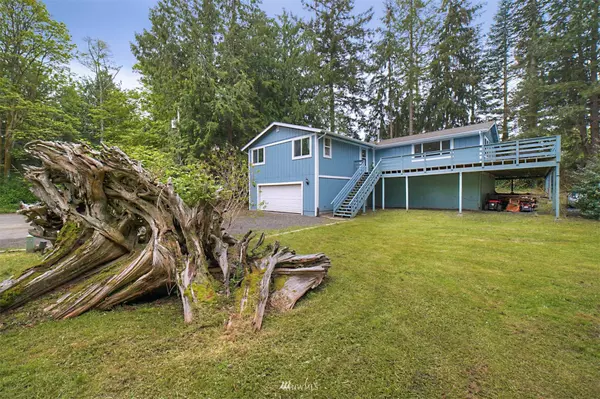 37339 Hazel PL NE, Hansville, WA 98340