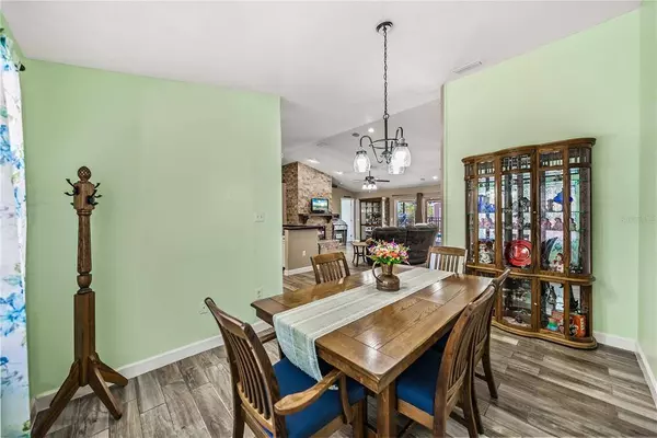 221 WHITE CLIFF, Auburndale, FL 33823