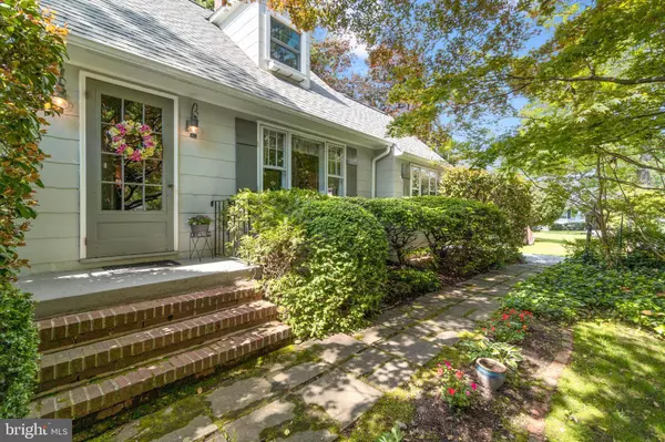 1651 LEE DR, Edgewater, MD 21037