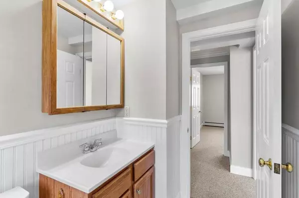 50B Washington Park Drive #5, Andover, MA 01810