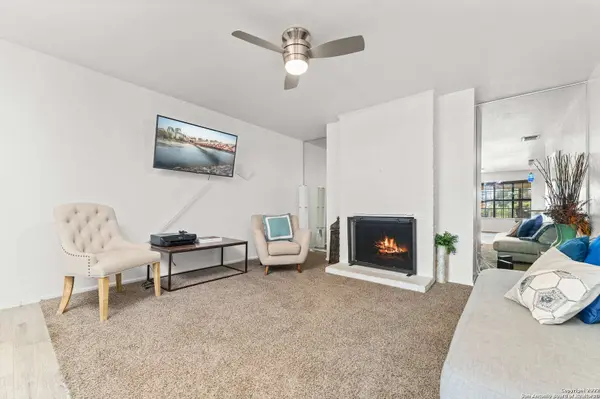 7711 CALLAGHAN RD UNIT 724, San Antonio, TX 78229-2335