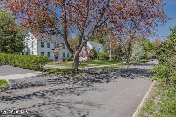 5 Judson Pkwy, Gloversville, NY 12078