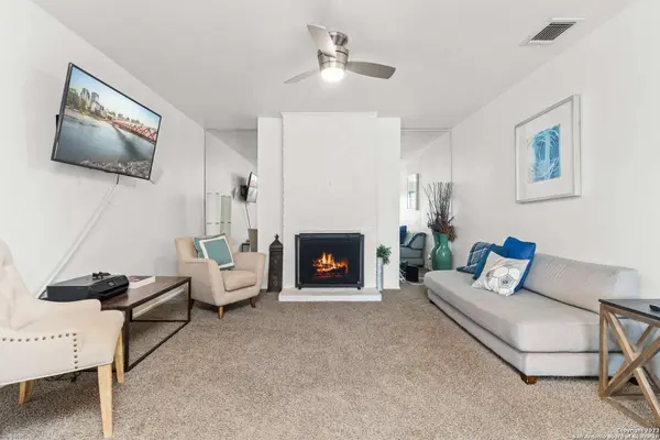 7711 CALLAGHAN RD UNIT 724, San Antonio, TX 78229-2335