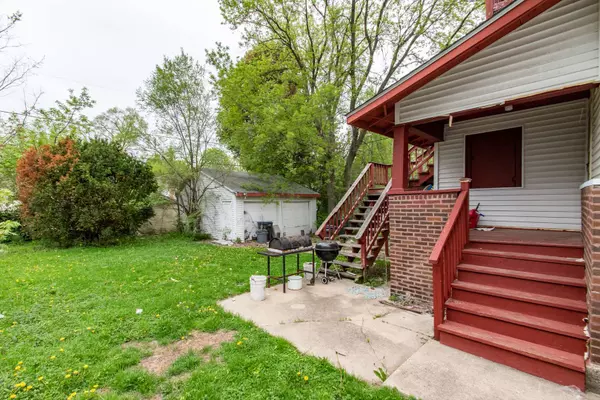 586 Sunderlin Street, Waukegan, IL 60085