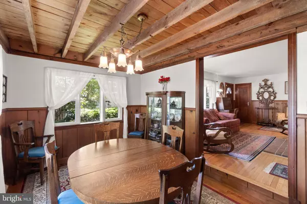 1651 LEE DR, Edgewater, MD 21037