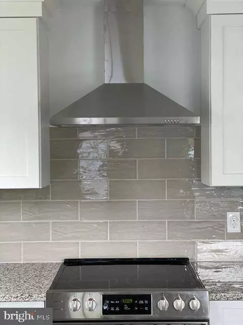 9 FAIRFIELD AVE, Earleville, MD 21919