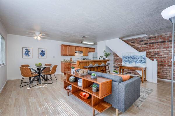 5630 Madison AVE, Sacramento, CA 95841