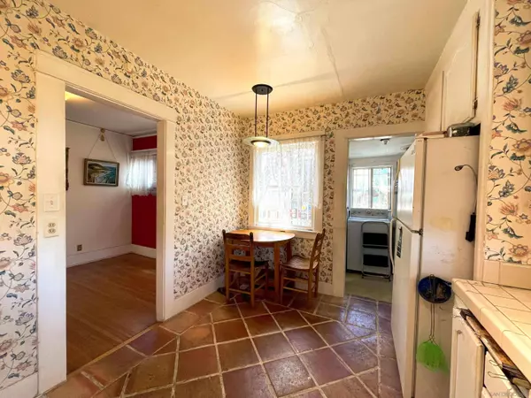 2905 Suncrest Drive, San Diego, CA 92116