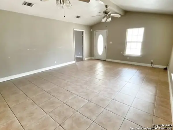 19990 Casias Ct, Somerset, TX 78069